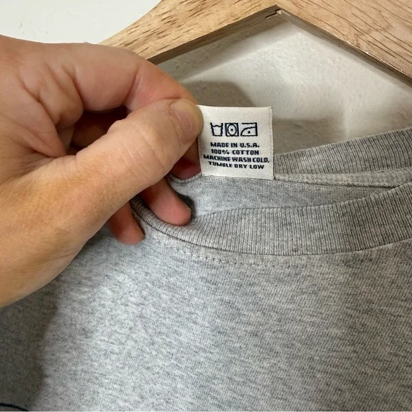 Sporty & Rich Wellness Club SRWC Graphic Tee in Heather grey size small - Picture 4 of 7